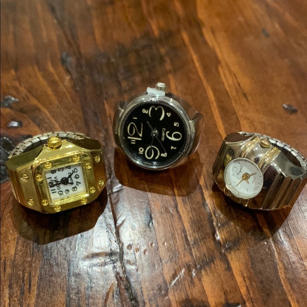 SOLD OUT! Adorable Mini FINGER Watches!